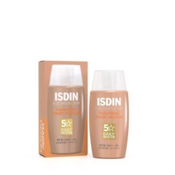 ISDIN FOTOPROTECTOR FACIAL FUSION WATER MAGIC COLOR MEDIUM SPF50+ 50 ML